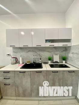 1-к квартира, посуточно, 42м2, 2/16 этаж
