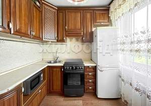 4-к квартира, вторичка, 61м2, 6/9 этаж