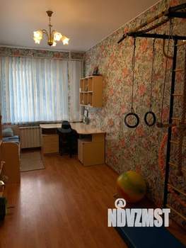 4-к квартира, вторичка, 98м2, 10/10 этаж