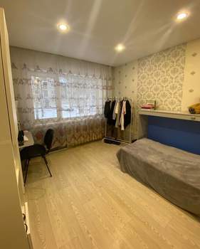 3-к квартира, вторичка, 56м2, 1/5 этаж