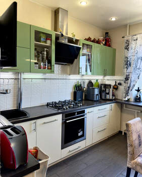 4-к квартира, вторичка, 90м2, 10/10 этаж