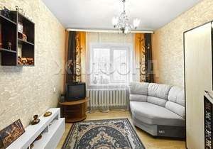 4-к квартира, вторичка, 80м2, 1/9 этаж
