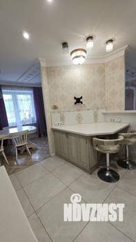 4-к квартира, вторичка, 104м2, 3/10 этаж