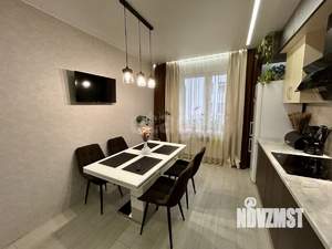 2-к квартира, вторичка, 62м2, 1/4 этаж
