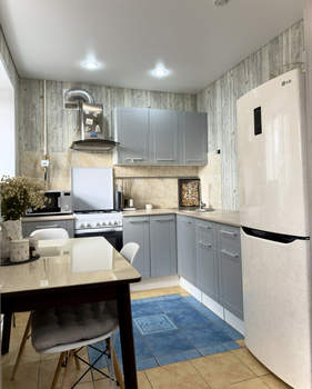 2-к квартира, вторичка, 42м2, 4/5 этаж