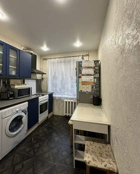 2-к квартира, вторичка, 43м2, 1/5 этаж