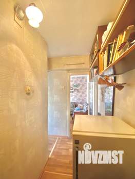 2-к квартира, вторичка, 42м2, 1/9 этаж