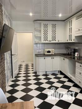 2-к квартира, вторичка, 54м2, 1/3 этаж