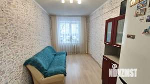 4-к квартира, вторичка, 76м2, 1/9 этаж