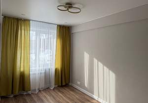 2-к квартира, вторичка, 43м2, 1/9 этаж