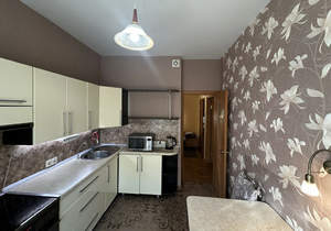 3-к квартира, вторичка, 64м2, 1/10 этаж
