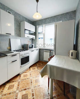 2-к квартира, вторичка, 46м2, 5/5 этаж