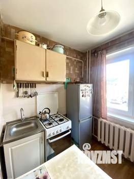 2-к квартира, вторичка, 42м2, 1/9 этаж