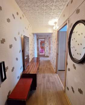 3-к квартира, вторичка, 61м2, 1/9 этаж