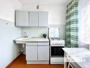 3-к квартира, вторичка, 48м2, 5/5 этаж