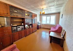 3-к квартира, вторичка, 61м2, 1/9 этаж