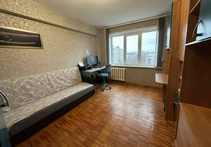 4-к квартира, вторичка, 77м2, 7/9 этаж