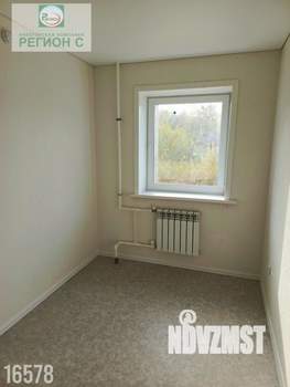 2-к квартира, вторичка, 42м2, 1/4 этаж