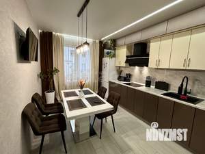 2-к квартира, вторичка, 62м2, 1/4 этаж