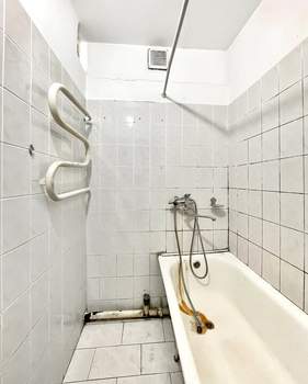 2-к квартира, вторичка, 42м2, 4/9 этаж