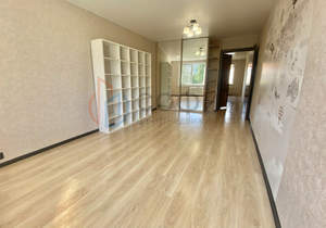 2-к квартира, вторичка, 48м2, 3/5 этаж