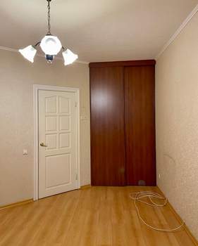 2-к квартира, вторичка, 45м2, 1/5 этаж