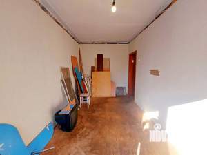 3-к квартира, вторичка, 72м2, 2/2 этаж