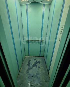 3-к квартира, вторичка, 58м2, 6/9 этаж