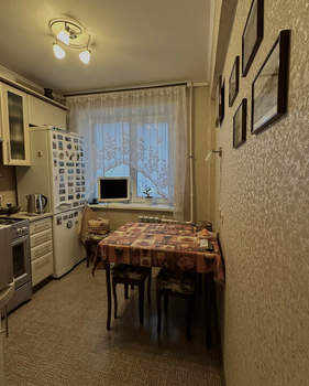 2-к квартира, вторичка, 42м2, 8/9 этаж