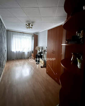 3-к квартира, вторичка, 57м2, 1/5 этаж