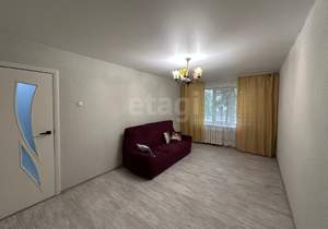 2-к квартира, вторичка, 44м2, 1/5 этаж