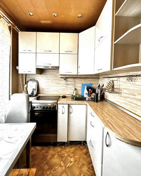 3-к квартира, вторичка, 60м2, 1/5 этаж