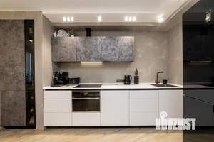 2-к квартира, вторичка, 80м2, 3/9 этаж