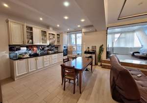 2-к квартира, вторичка, 131м2, 3/3 этаж