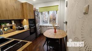 3-к квартира, вторичка, 64м2, 1/10 этаж