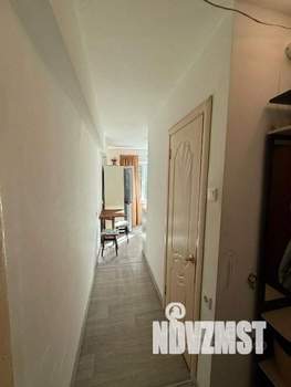 2-к квартира, вторичка, 45м2, 1/5 этаж