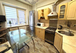 3-к квартира, вторичка, 63м2, 1/9 этаж
