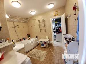 4-к квартира, вторичка, 105м2, 10/14 этаж