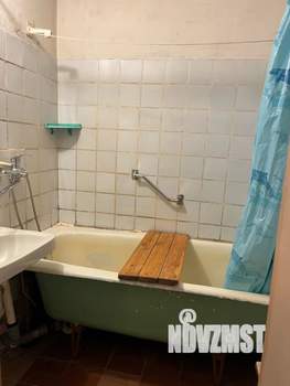 3-к квартира, вторичка, 62м2, 1/9 этаж