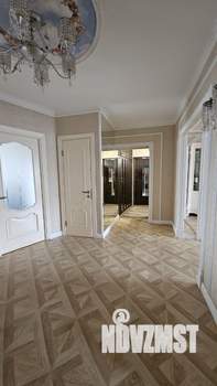 4-к квартира, вторичка, 104м2, 3/10 этаж