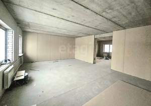 4-к квартира, вторичка, 214м2, 1/3 этаж