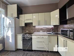 3-к квартира, вторичка, 64м2, 1/10 этаж