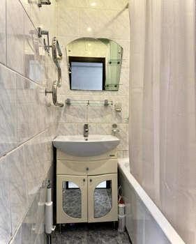 2-к квартира, вторичка, 43м2, 8/9 этаж