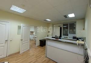 4-к квартира, вторичка, 173м2, 1/4 этаж