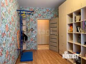 4-к квартира, вторичка, 98м2, 10/10 этаж