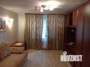 2-к квартира, вторичка, 42м2, 1/2 этаж