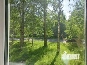 2-к квартира, вторичка, 43м2, 1/4 этаж