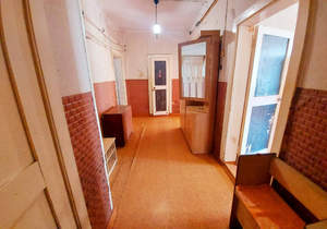 3-к квартира, вторичка, 72м2, 2/2 этаж
