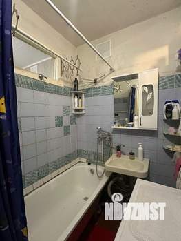 4-к квартира, вторичка, 61м2, 3/5 этаж