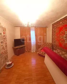 3-к квартира, вторичка, 58м2, 6/9 этаж